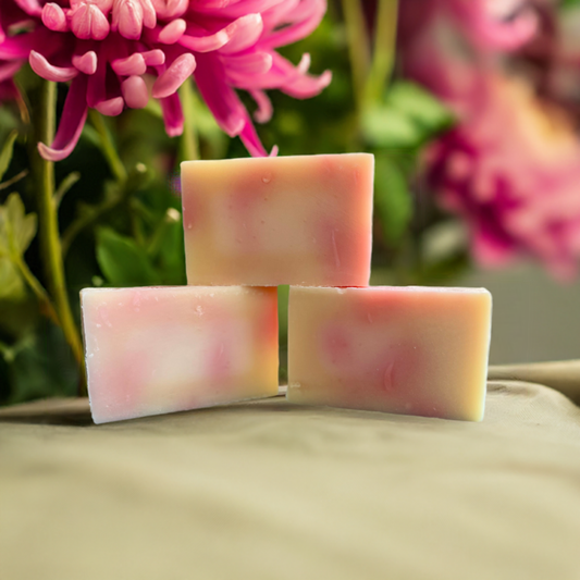 Snow Daisy Soap